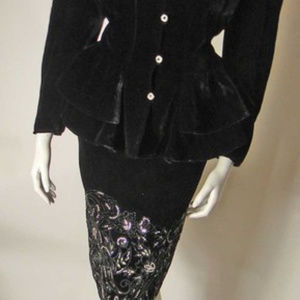 EMANUEL UNGARO SIZE 4